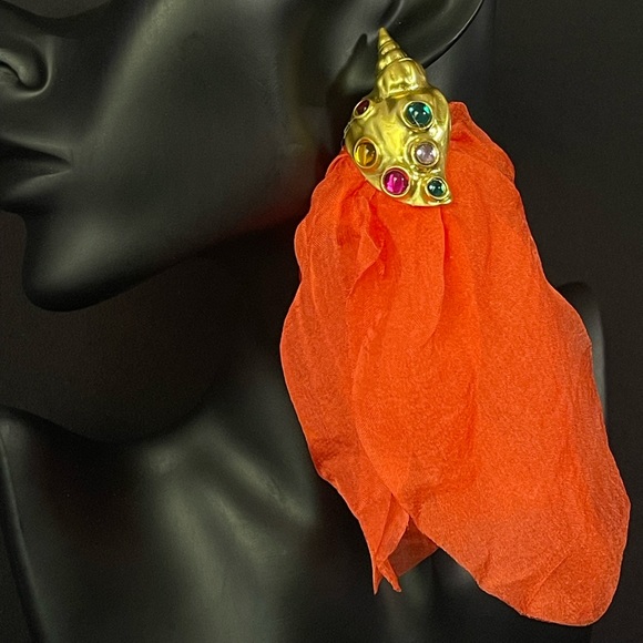 Amélie-Coral Handmade Long Original Design Fabric Flower Conch Earrings.HOT ITEM - Picture 3 of 3